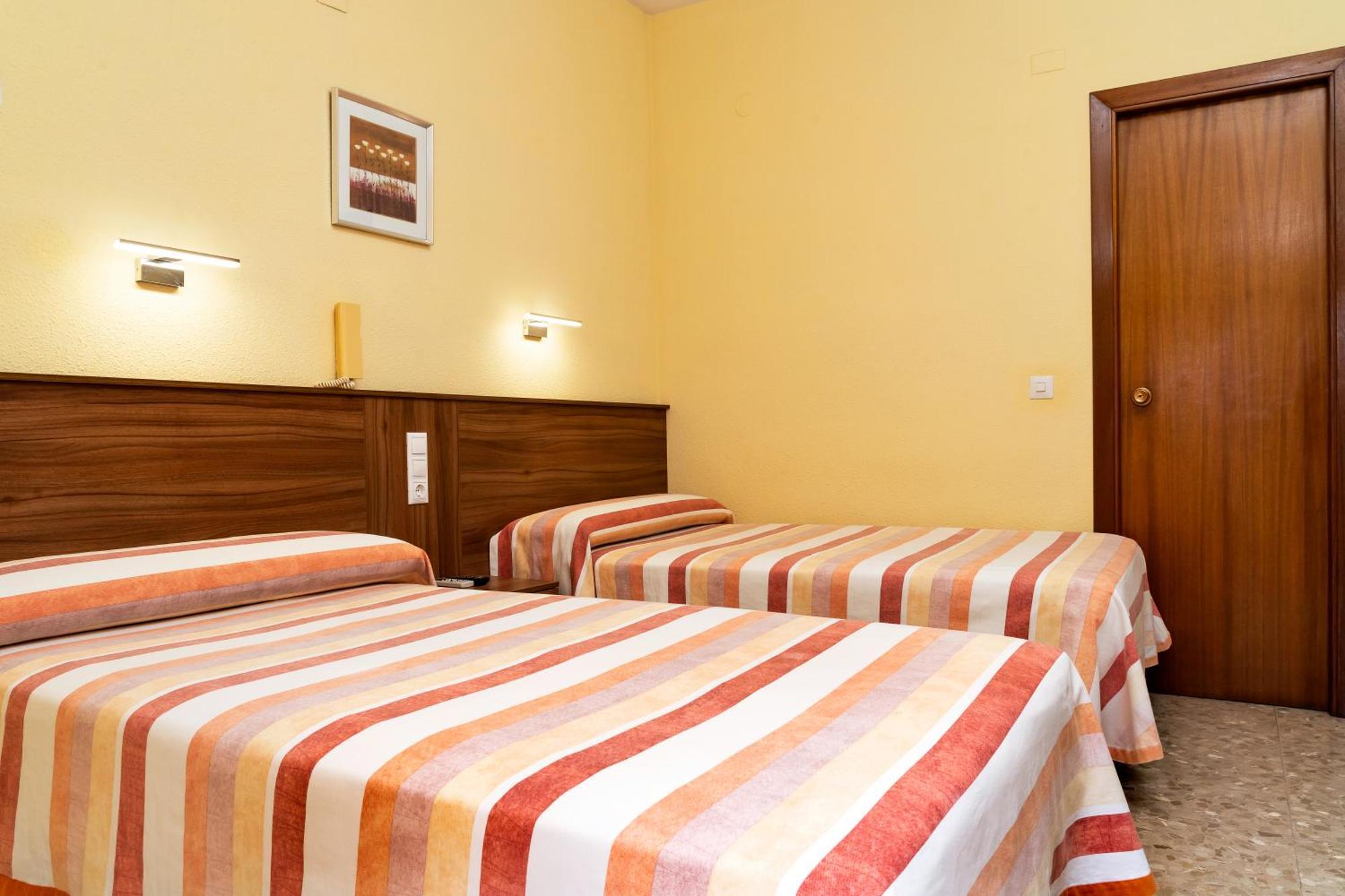 Hotel Borja El Puig  Esterno foto